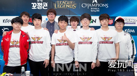 曼两大豪门 曼两大豪门